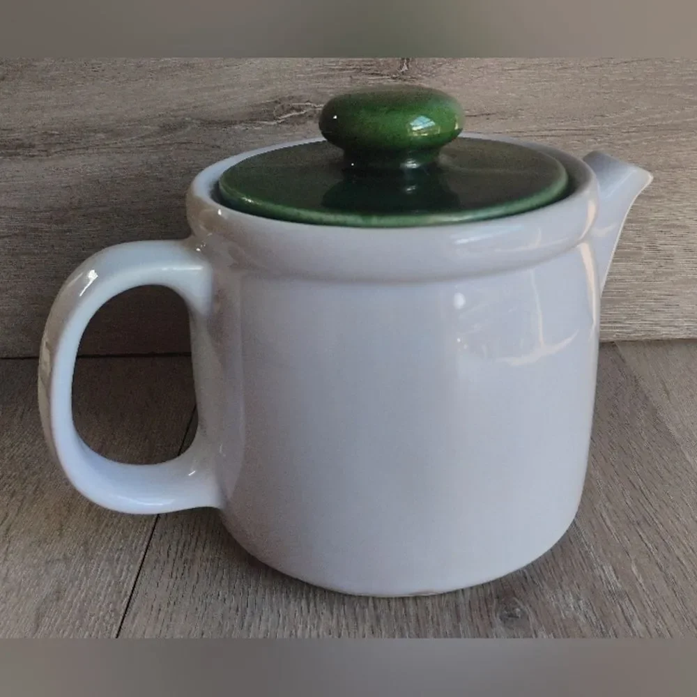 McCoy Teapot & Lid Clay Pottery Drip Glazed Vintage USA 5 Cups
